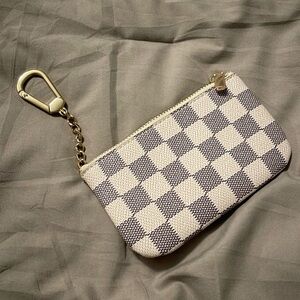Card / coin keychain checkered pattern